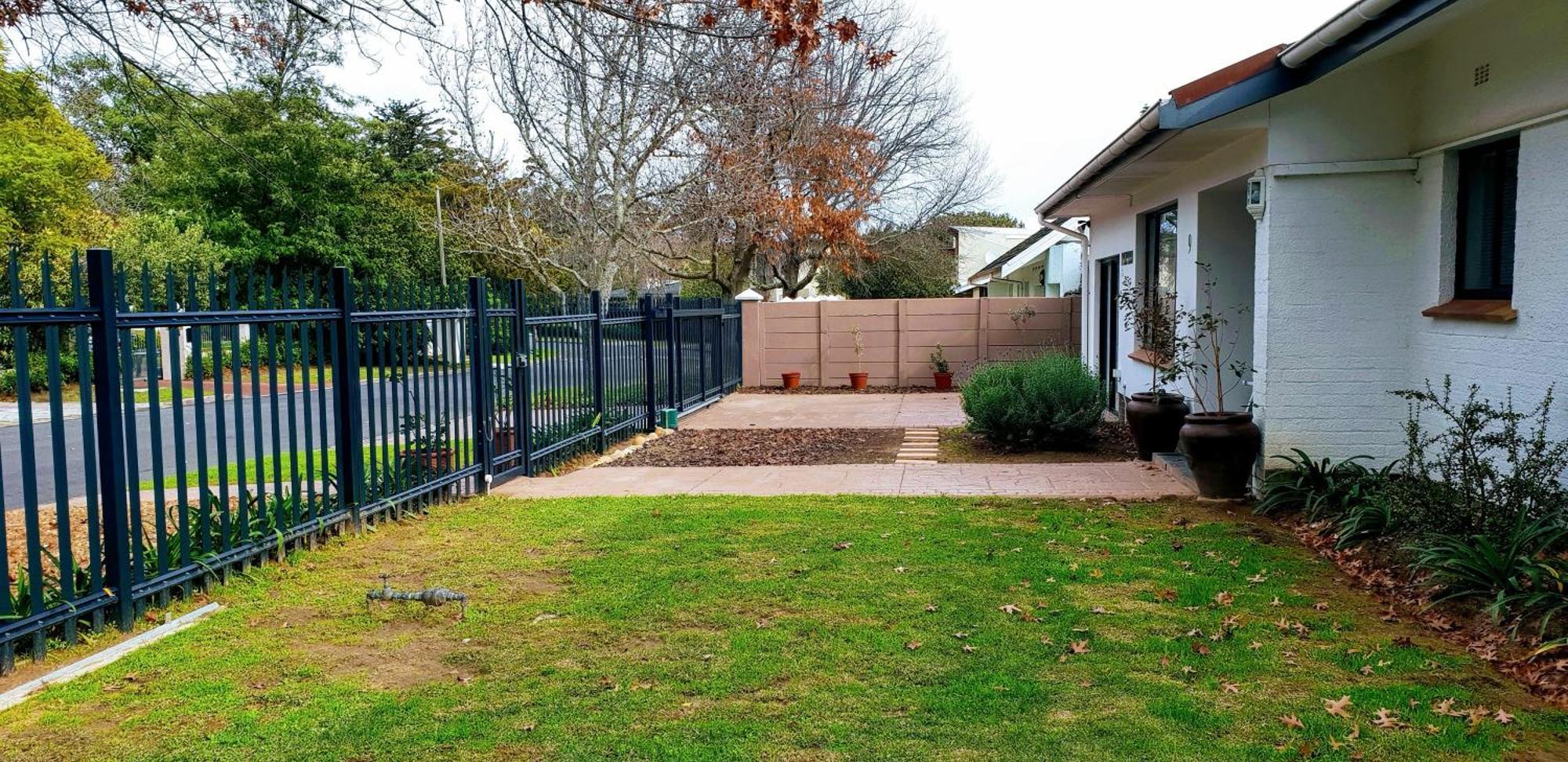 9 On Drommedaris Hotel Stellenbosch Exterior photo